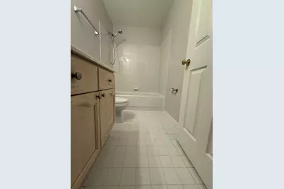 726 N Gary Avenue #108, Carol Stream, IL 60188 - Photo 10