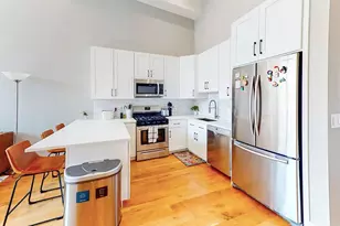 1470 W Webster Ave, Chicago, IL 60614 - Photo 2