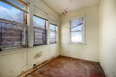 9158 S Clyde Avenue, Chicago, IL 60617 - Photo 10