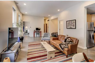 1329 W Chicago Avenue #2R, Chicago, IL 60642 - Photo 6