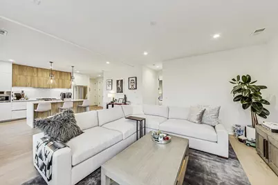 521 N Hermitage Avenue #2S, Chicago, IL 60622 - Photo 2