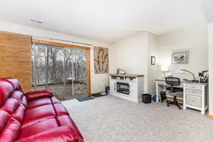 8 Garnet Ct, Galena, IL 61036 - Photo 18