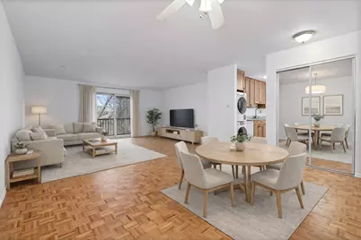 930 Beau Drive #312, Des Plaines, IL 60016 - Photo 2