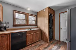 1103 Cherry St, Lake in the Hills, IL 60156 - Photo 4