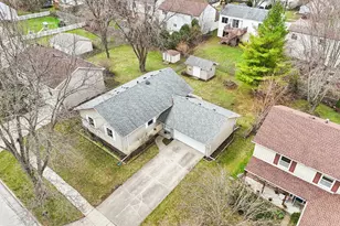 10 S Deerpath Dr, Vernon Hills, IL 60061 - Photo 44
