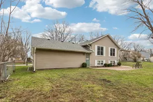 10 S Deerpath Dr, Vernon Hills, IL 60061 - Photo 40