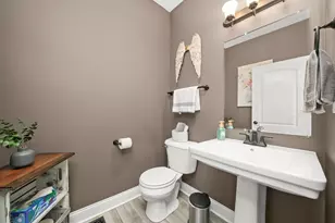 405 Locust Ln, Peotone, IL 60468 - Photo 10