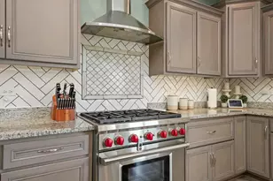 405 Locust Ln, Peotone, IL 60468 - Photo 12