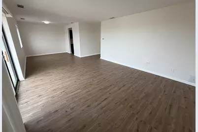 2310 N Harlem Avenue #803, Elmwood Park, IL 60707 - Photo 4