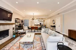 1034 E 47th St, Chicago, IL 60653 - Photo 4