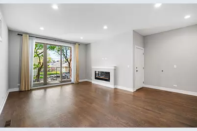 3708 W Cornelia Avenue #1E, Chicago, IL 60618 - Photo 4