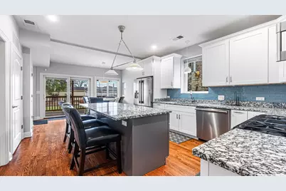 2315 Harvey Avenue, Berwyn, IL 60402 - Photo 4