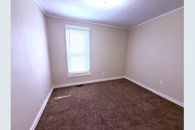 518 E Noleman Street, Centralia, IL 62801 - Photo 4