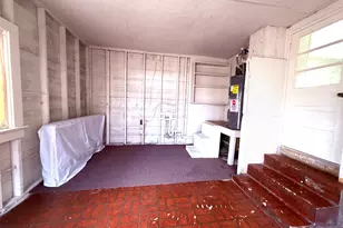 518 E Noleman St, Centralia, IL 62801 - Photo 8