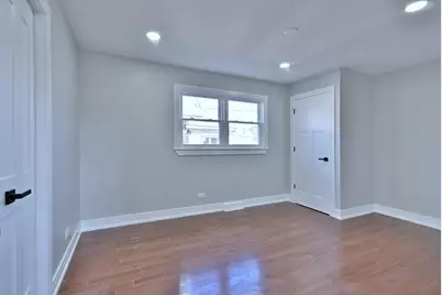 5435 N Mobile Avenue, Chicago, IL 60630 - Photo 20