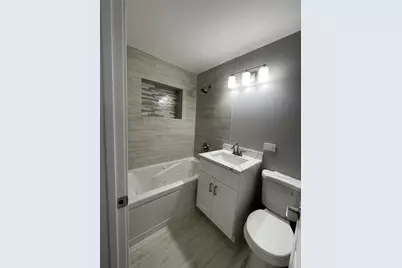 5547 S Peck Avenue, Countryside, IL 60525 - Photo 18