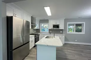 5547 S Peck Ave, Countryside, IL 60525 - Photo 10