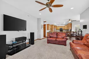 714 Joanne Dr, Minooka, IL 60447 - Photo 22