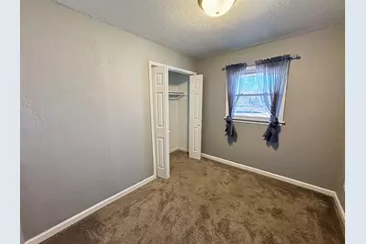 2125 N Nevada Avenue, Davenport, IA 52804 - Photo 18