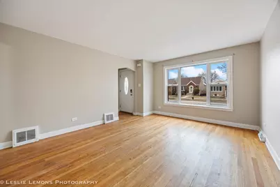 5431 S Natoma Avenue, Chicago, IL 60638 - Photo 4