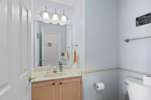 941 Mesa Dr, Lake in the Hills, IL 60156 - Photo 18