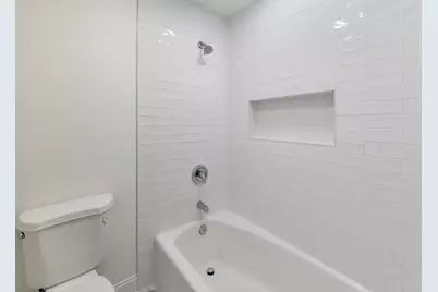 297 Columbine Drive, Clarendon Hills, IL 60514 - Photo 20