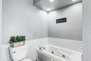 510 Winston Dr, Saint John, IL 61873 - Photo 38