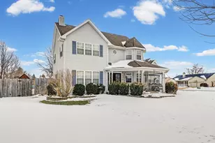 510 Winston Dr, Saint John, IL 61873 - Photo 2