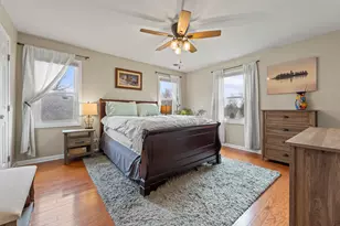 593 Covered Bridge Dr, Elgin, IL 60124 - Photo 10