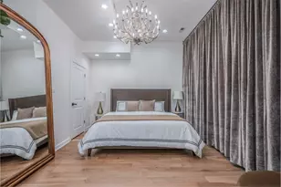 22 E Elm St, Chicago, IL 60611 - Photo 12