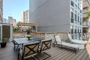 22 E Elm St, Chicago, IL 60611 - Photo 20