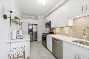 3530 N Lake Shore Dr, Chicago, IL 60657 - Photo 18