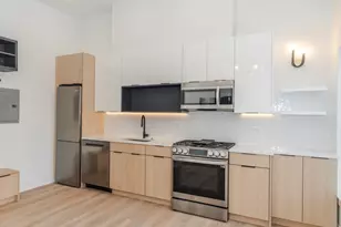 2718 N Hampden Ct, Chicago, IL 60614 - Photo 2