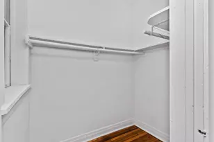 3648 N Pine Grove Ave, Chicago, IL 60613 - Photo 10