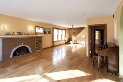 6430 N Maplewood Street, Chicago, IL 60645 - Photo 4