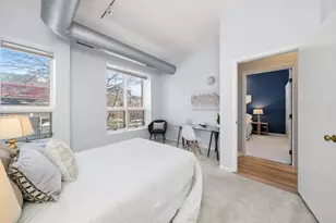 1448 N Orleans St, Chicago, IL 60610 - Photo 16