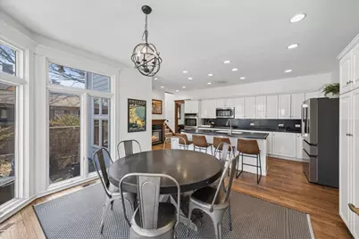 530 N East Avenue, Oak Park, IL 60302 - Photo 14