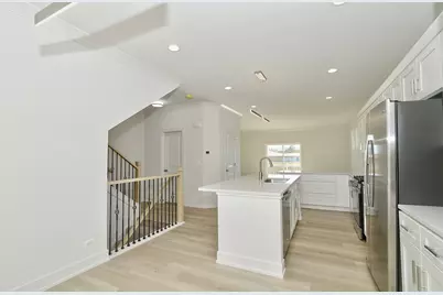 214 Walnut Street N #E, Bensenville, IL 60106 - Photo 12