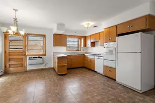 [Address not provided], Park Ridge, IL 60068 - Photo 6