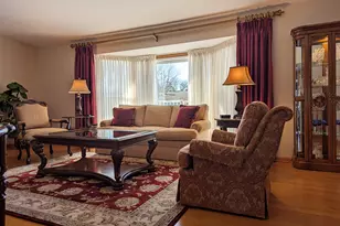 922 E Waverly Dr, Arlington Heights, IL 60004 - Photo 8