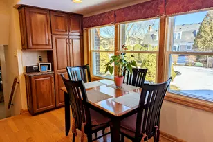 922 E Waverly Dr, Arlington Heights, IL 60004 - Photo 12