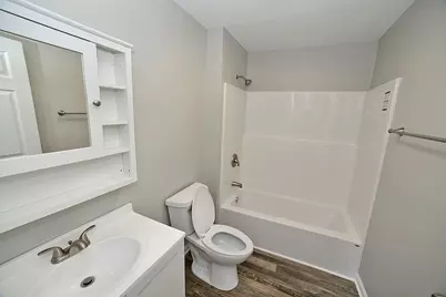 1517 Lasalle Street, Ottawa, IL 61350 - Photo 4