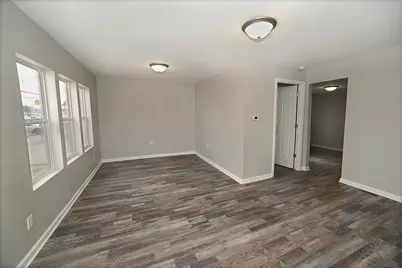 1517 Lasalle Street, Ottawa, IL 61350 - Photo 2