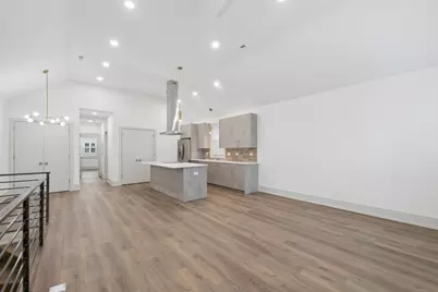 2719 W St Georges Court #3, Chicago, IL 60647 - Photo 4