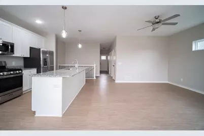 632 Anjali Court #L, Sycamore, IL 60178 - Photo 4