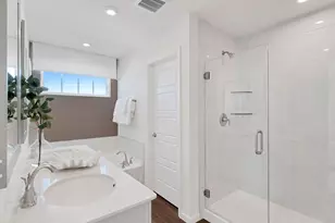 6219 Sandbelt Dr, Woodridge, IL 60517 - Photo 16