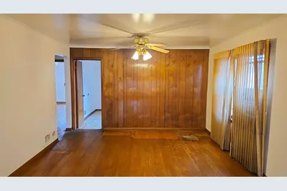 10747 S King Drive, Chicago, IL 60628 - Photo 6