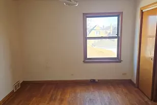 10747 S King Dr, Chicago, IL 60628 - Photo 14