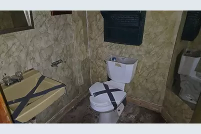 10747 S King Drive, Chicago, IL 60628 - Photo 20