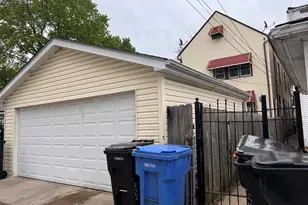 4726 N Kennicott Ave, Chicago, IL 60630 - Photo 2